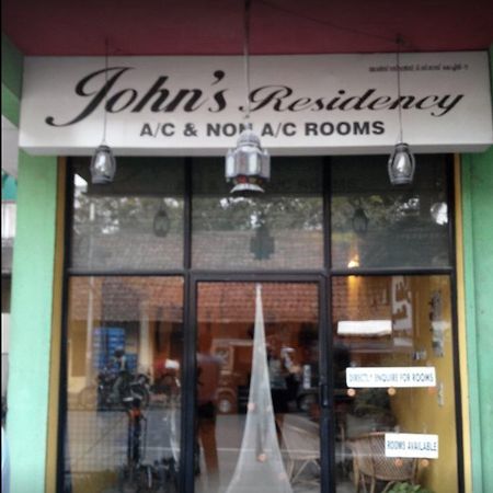 Johns Residency Hotel Kochi Exterior photo